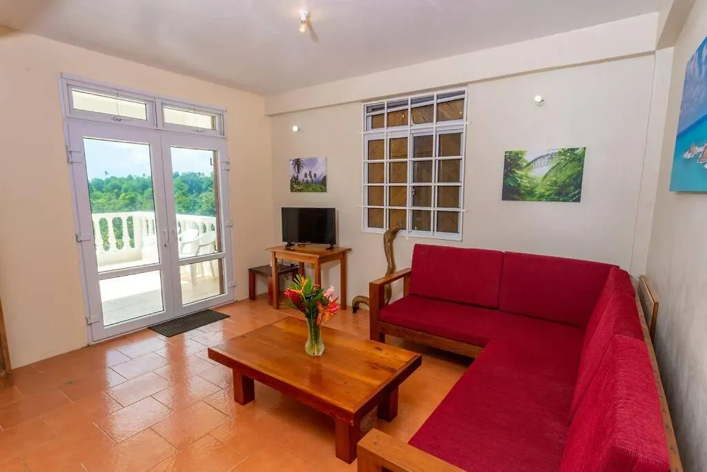 Oceanfront 3-Bedroom Villa With Spectacular View! Calibishie Dominika