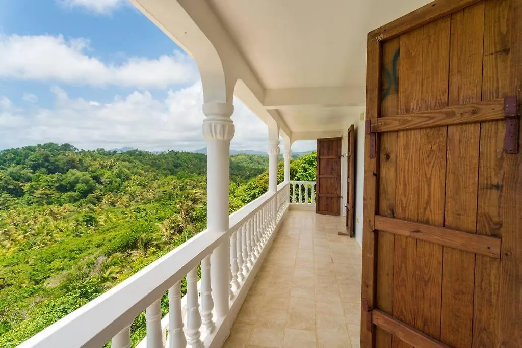 Oceanfront 3-Bedroom Villa With Spectacular View! Calibishie 0*,